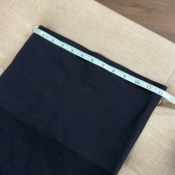 Belly Bandit Mother Trucker Black Cropped Leggings Size Small - Picture 7 of 14